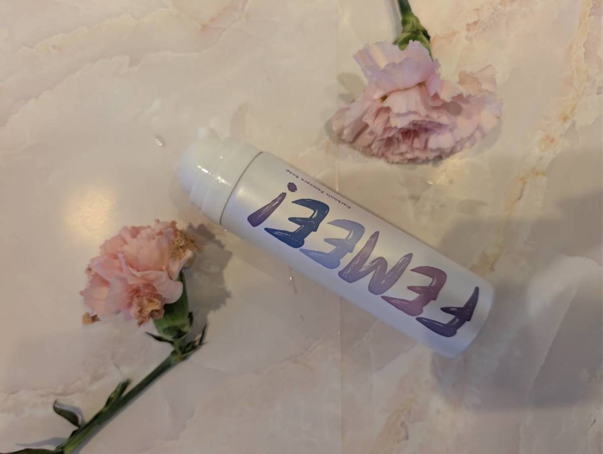 FEMEE! 炭酸フェムケアソープ