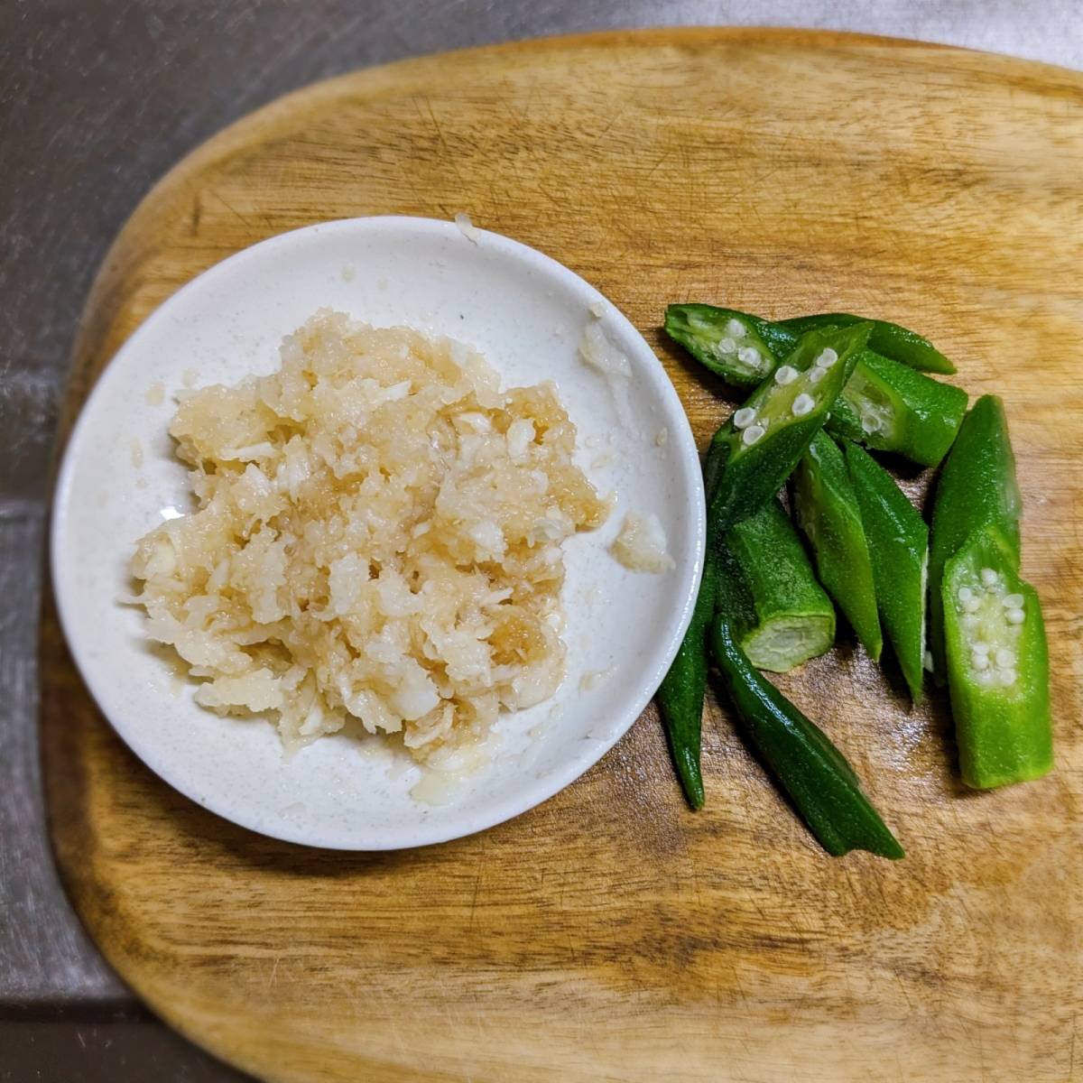 ニッスイ公式の「活ちくわとオクラのみぞれ和え」のレシピ