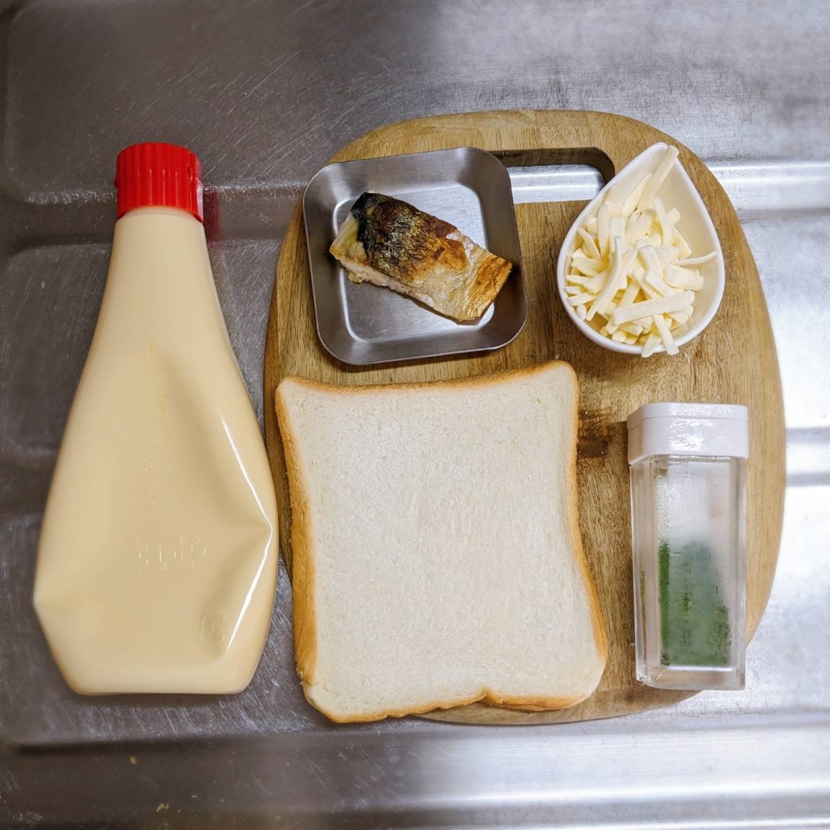 フジパン公式の「和風鯖トースト」のレシピ