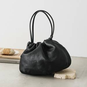 【russet】高レビューバッグ3選「人気の理由に納得」「最高にセンスいい」