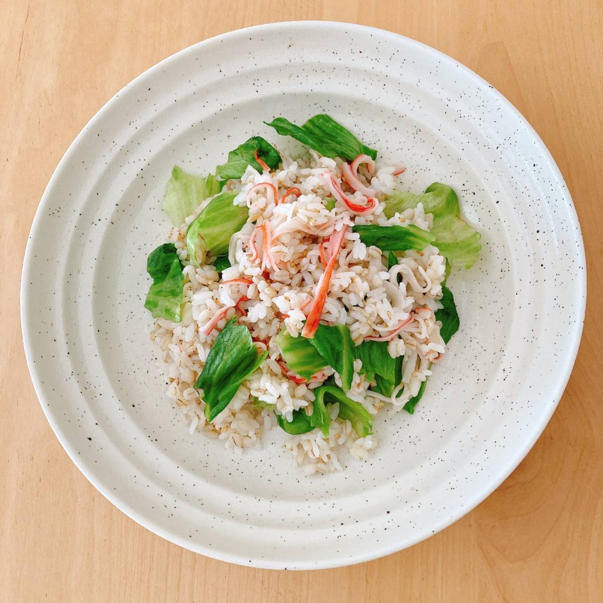 いちまさ公式の「玄米とカニかまのレタスチャーハン」のレシピ