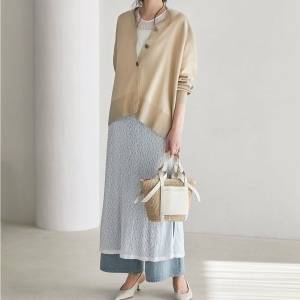 おばさん見えしない！「ベージュのカーディガン」がおしゃれな大人の夏コーデ12選