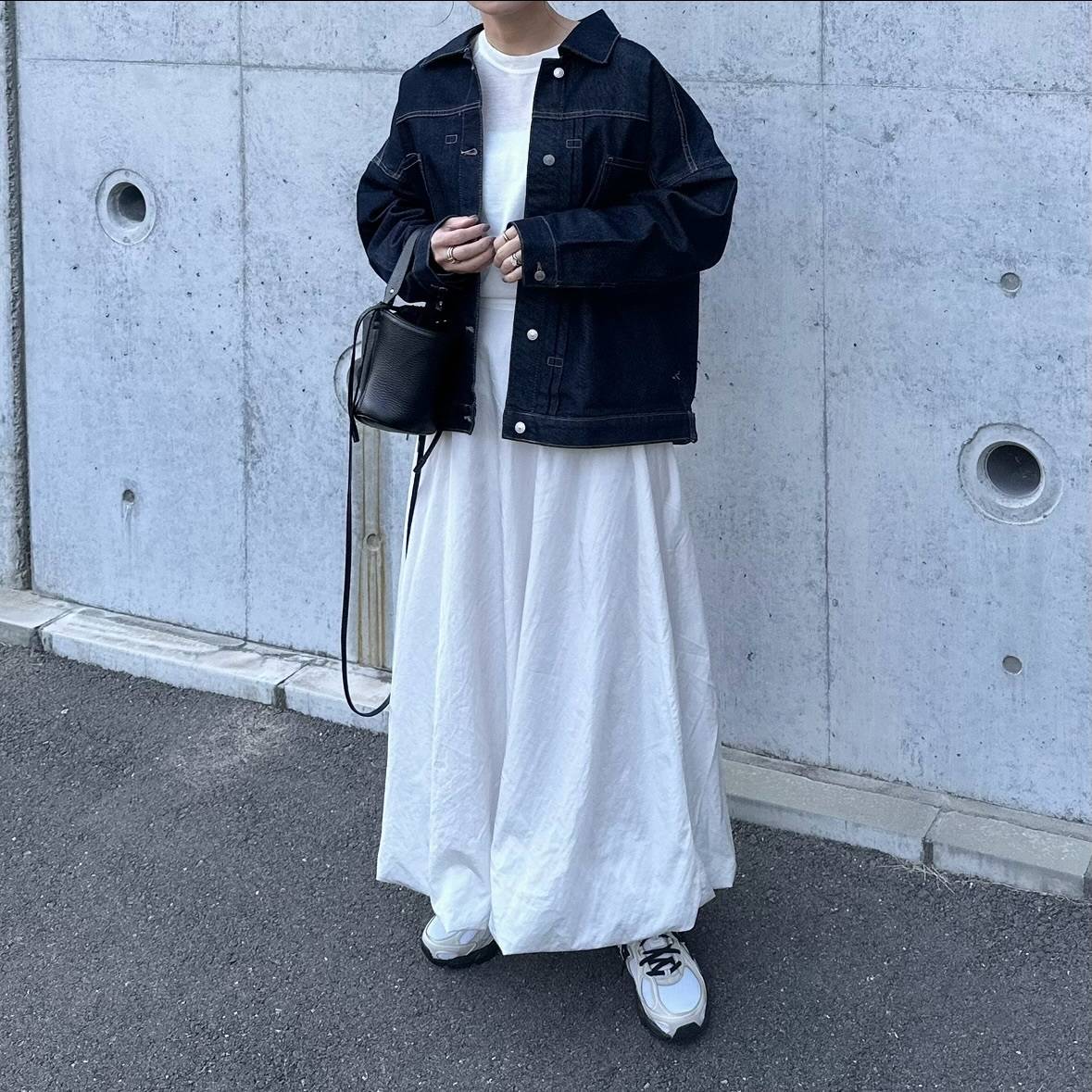 デニムジャケットを羽織る♪