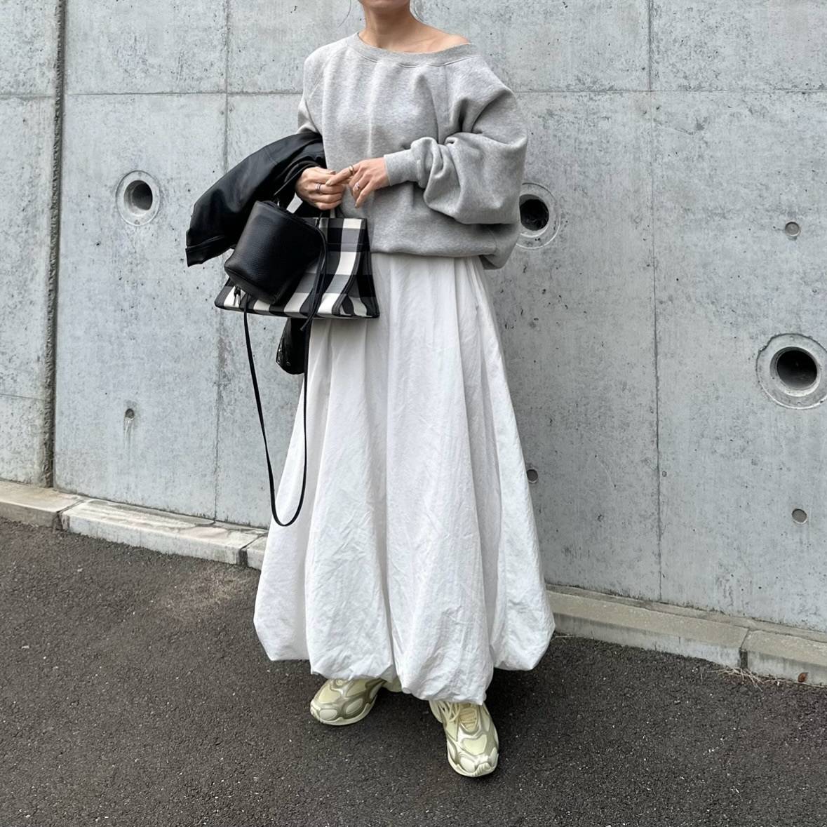 ワンショルトップスを合わせる♪