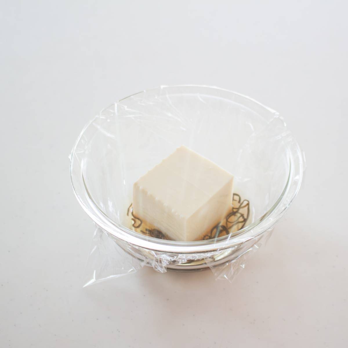 くらこん公式の「レンジで塩こんぶ湯豆腐」のレシピ