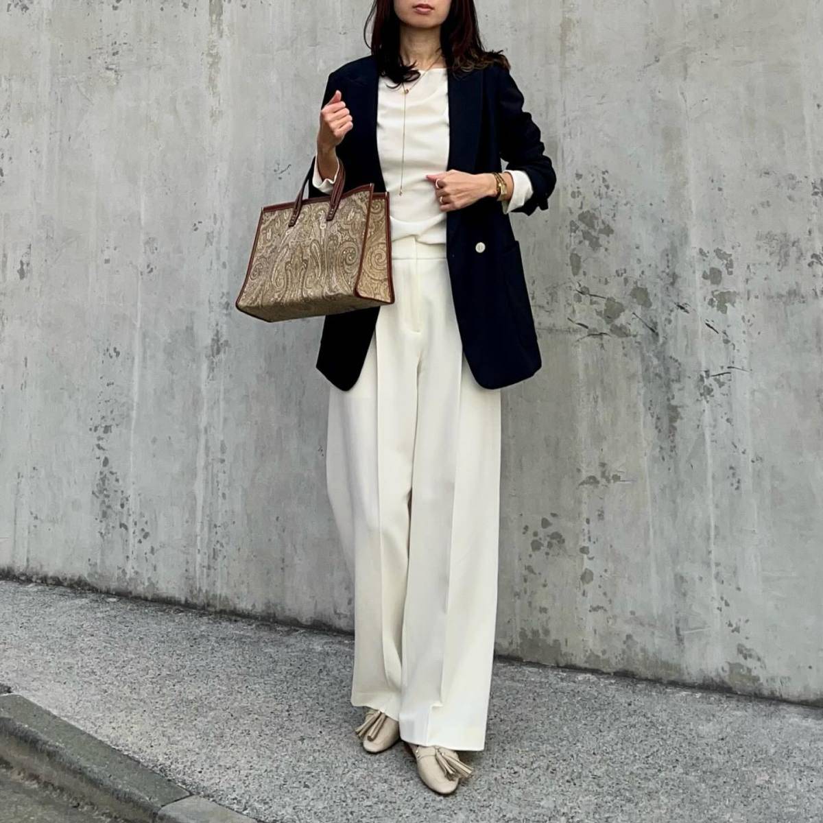 白×ネイビーでさわやかに♡