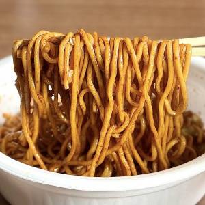 マジで箸が止まらん。【日清U.F.O.】新作がとてつもなくウマいよ