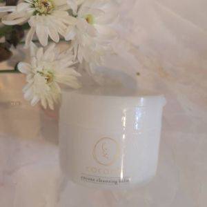 するする溶ける感覚がやみつきに！冬に使いやすいクレンジングバーム