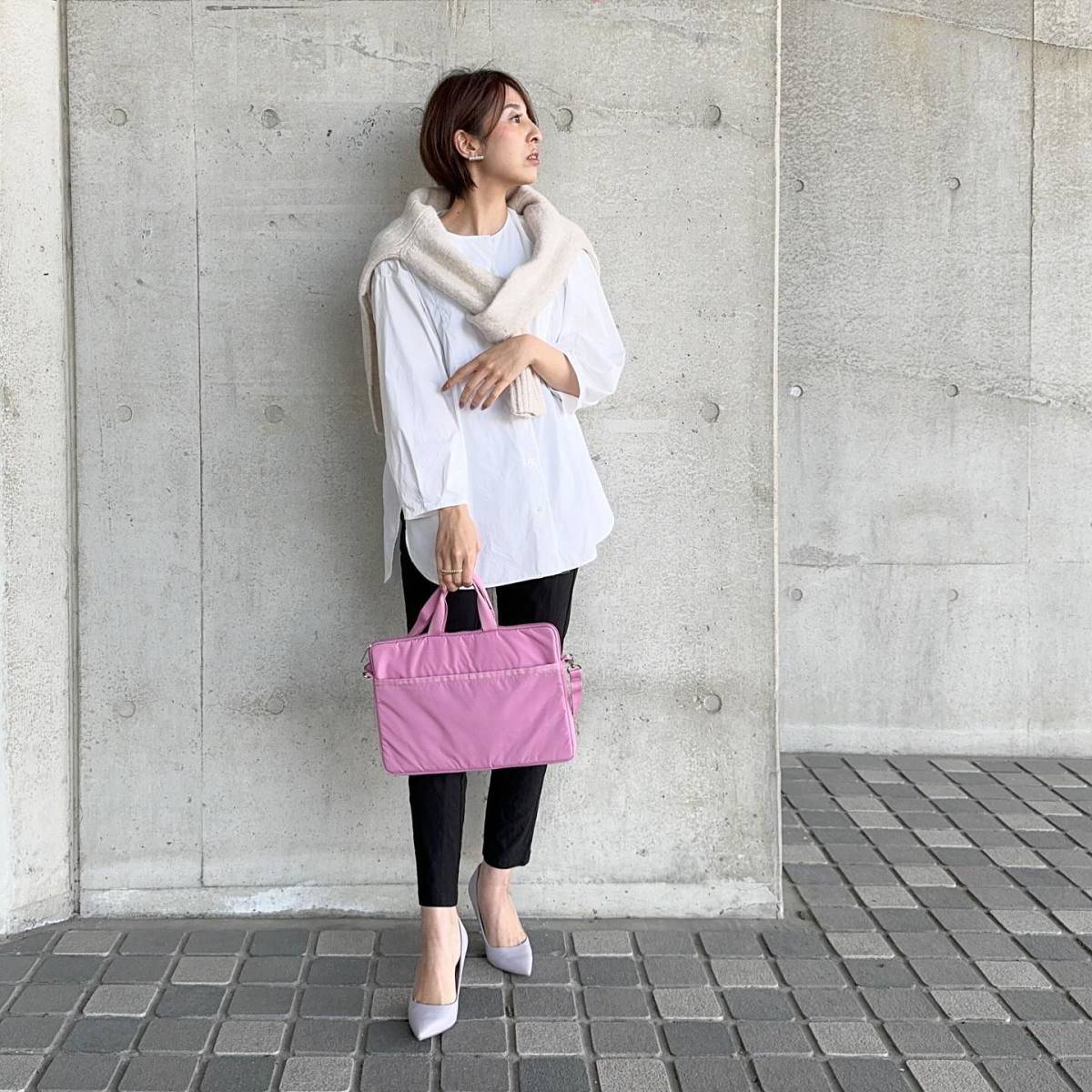 カラー小物をアクセントに♪