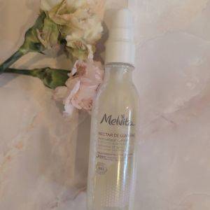 オイル×ウォーターの2層式！角質ケアしたい人におすすめの導入美容液