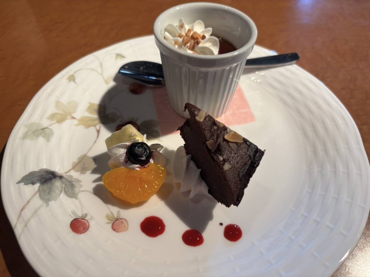 草木万里野のランチデザート