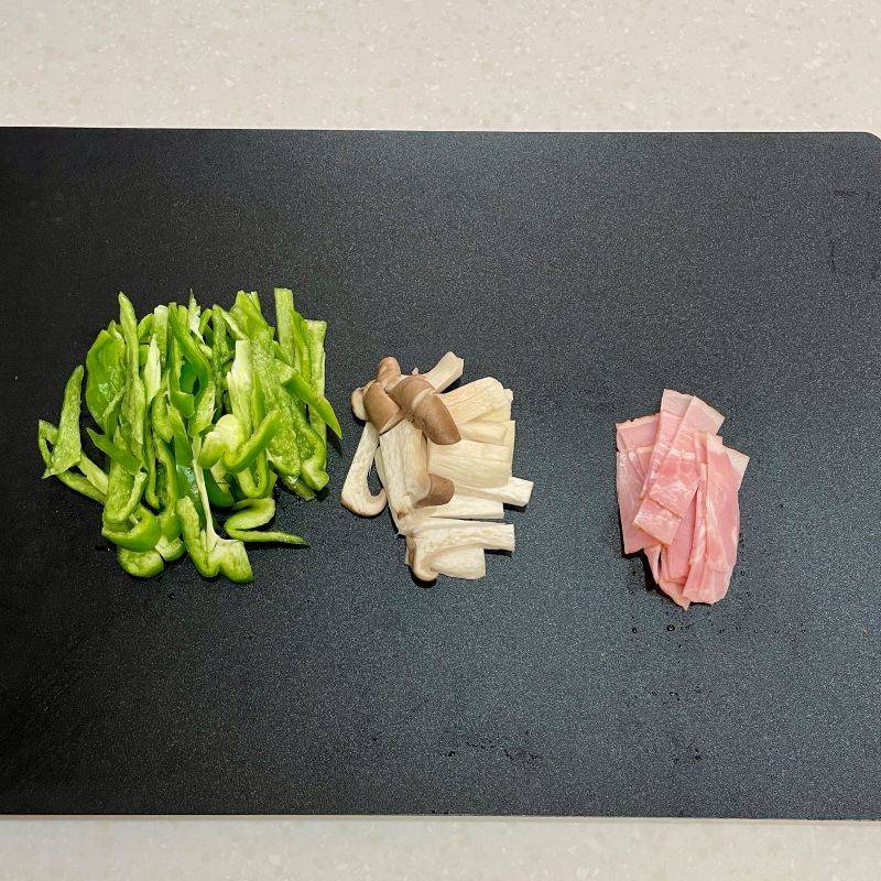 JAグループ公式の「ピーマンエリンギのおかか炒め」のレシピ