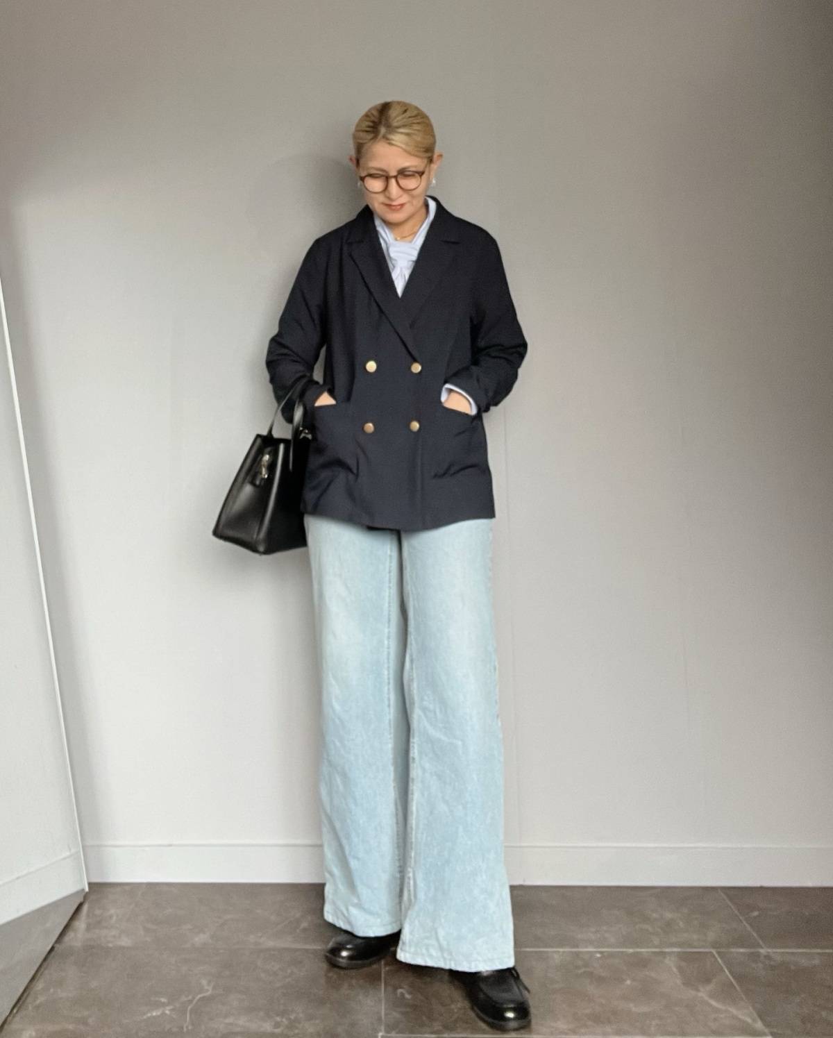 ジャケット×ワイドデニムパンツ