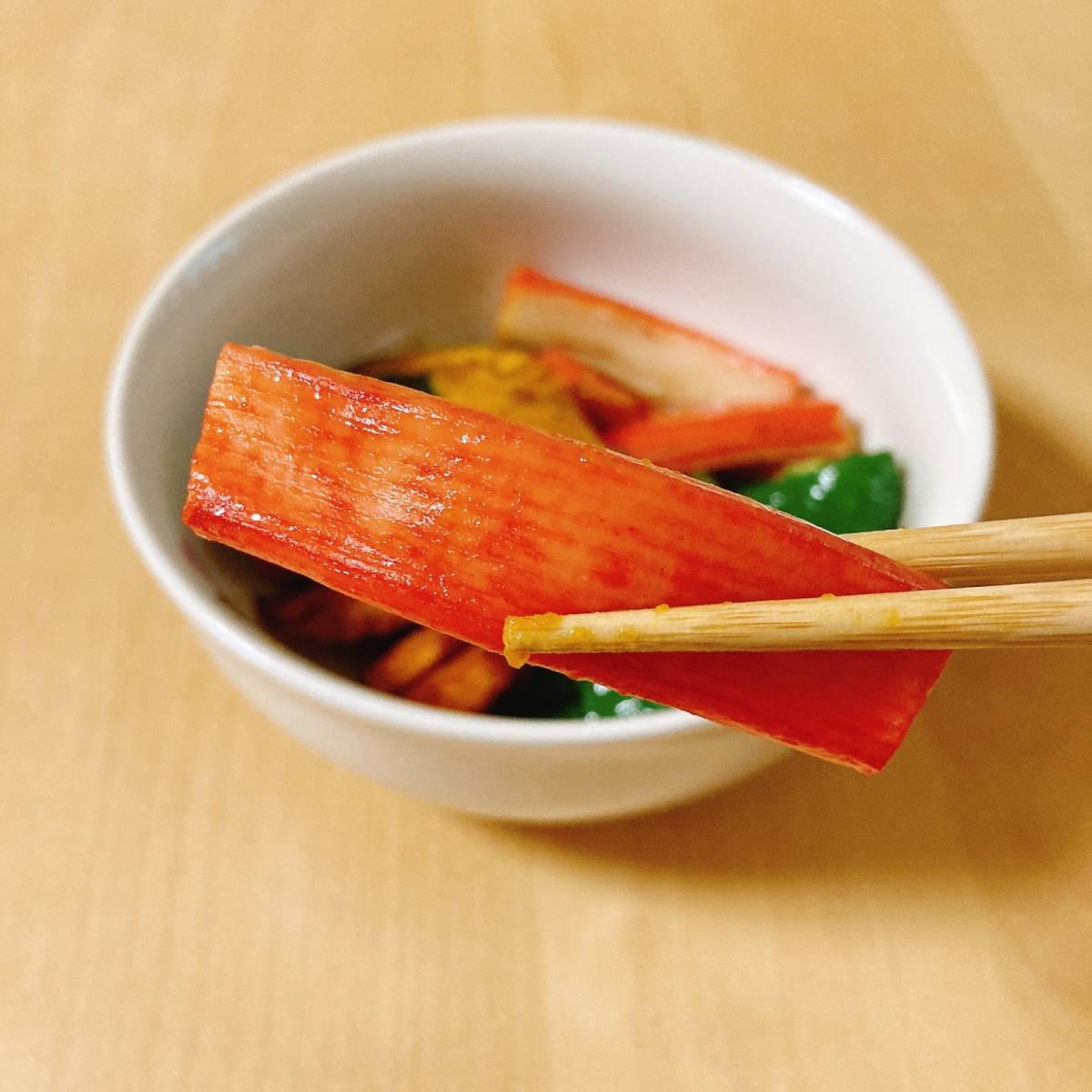 いちまさ公式の「なすとピーマンとカニかまの揚げびたし」のレシピ