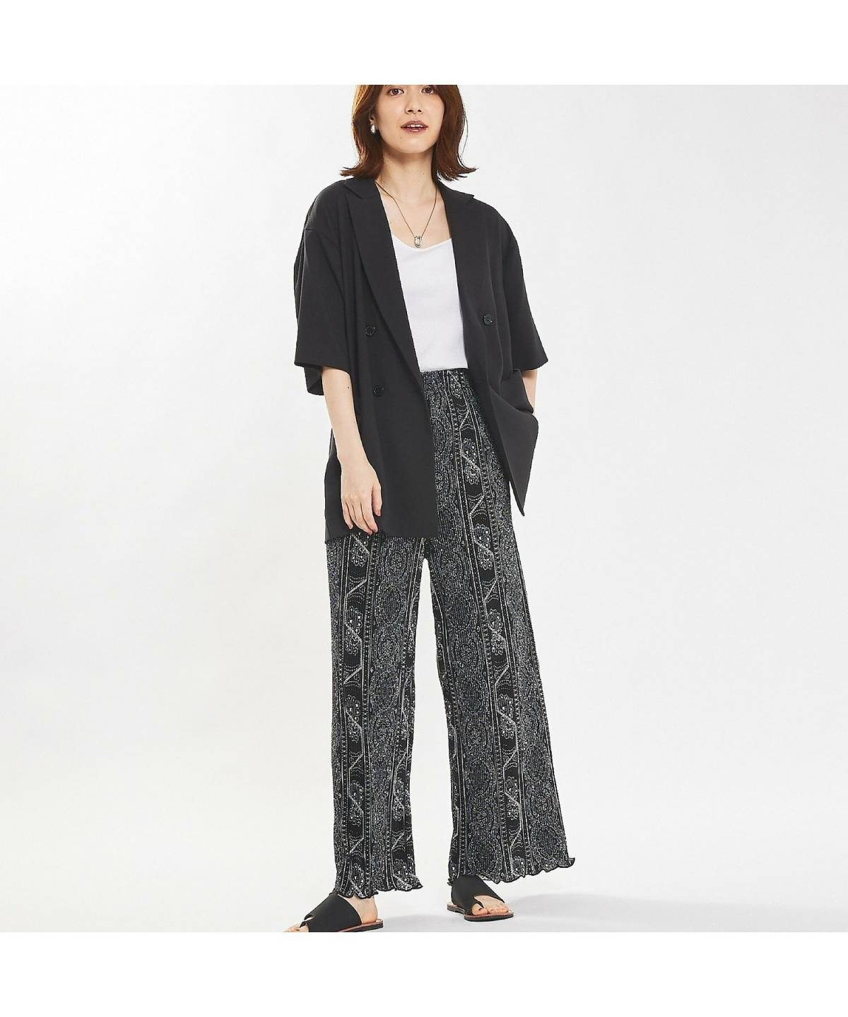 4月の沖縄コーデ 半袖ジャケット ワイドパンツ