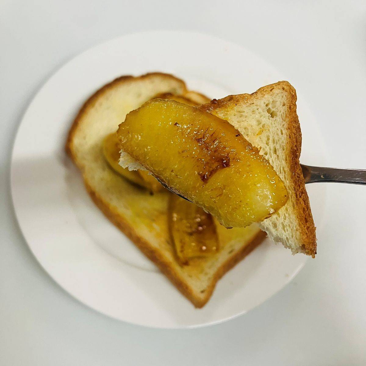 パスコ公式の「バナナカラメルソテーパン」のレシピ