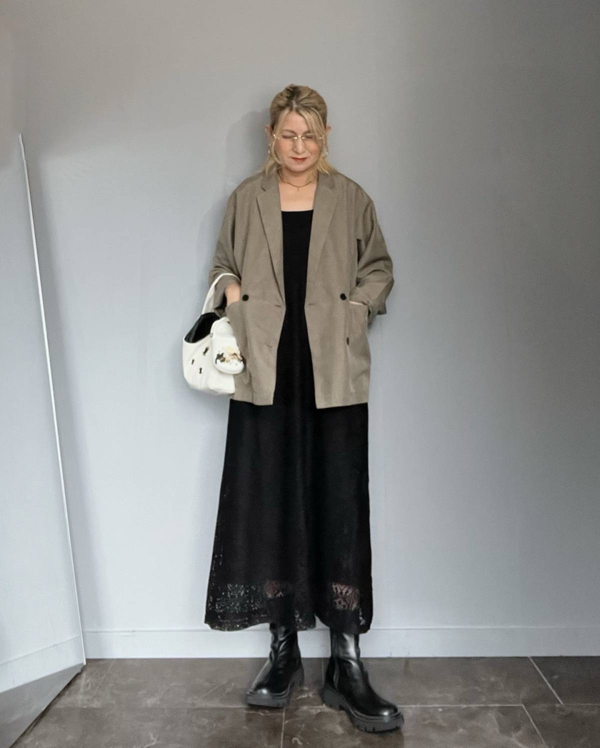 デコルテを見せる♡