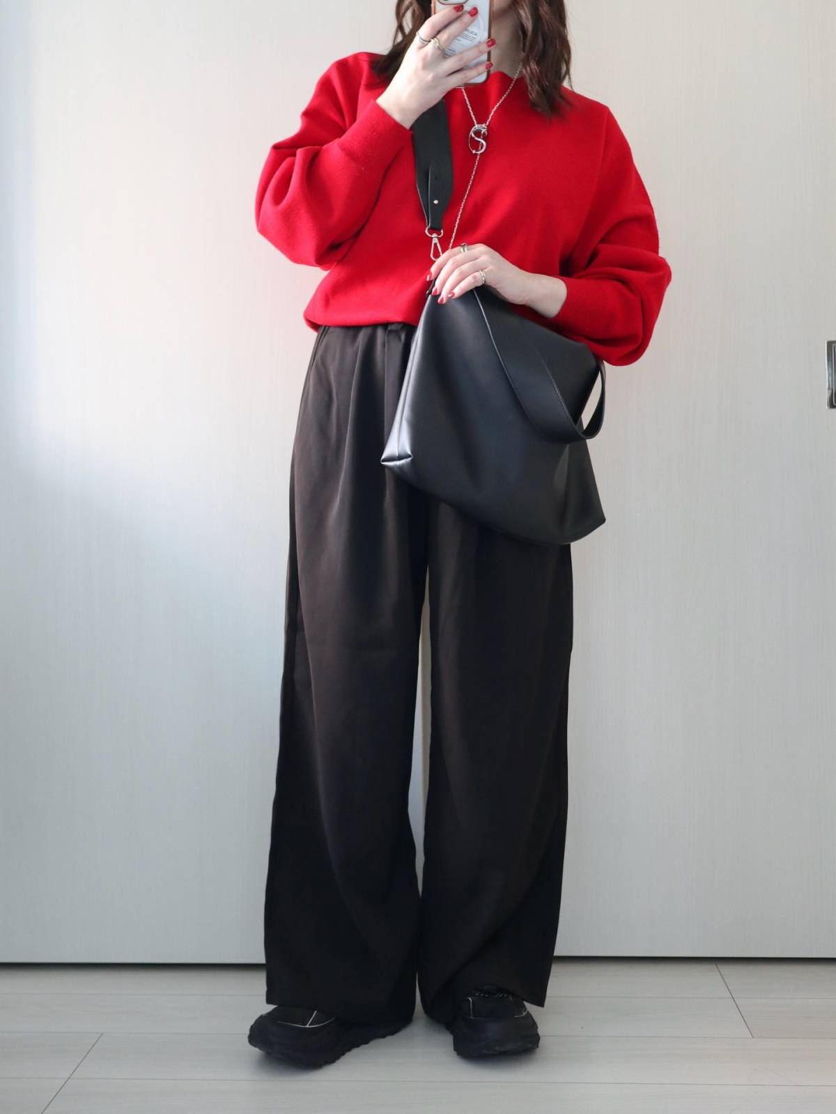 赤ニットを主役にする♡