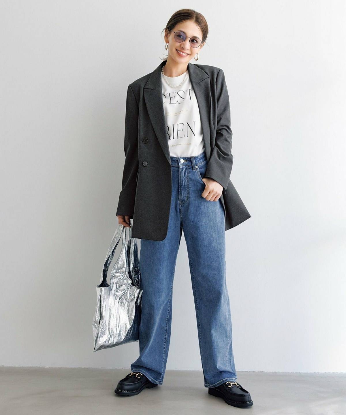 6月北海道コーデ ジャケット デニム ロゴトップス