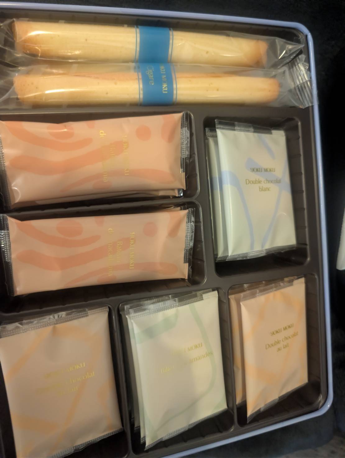 ヨックモックのお菓子