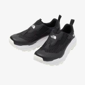 「足がラク」「ガンガン歩ける」最高に今っぽい！通勤にもぴったりな黒スニーカー3選【2026年3月】