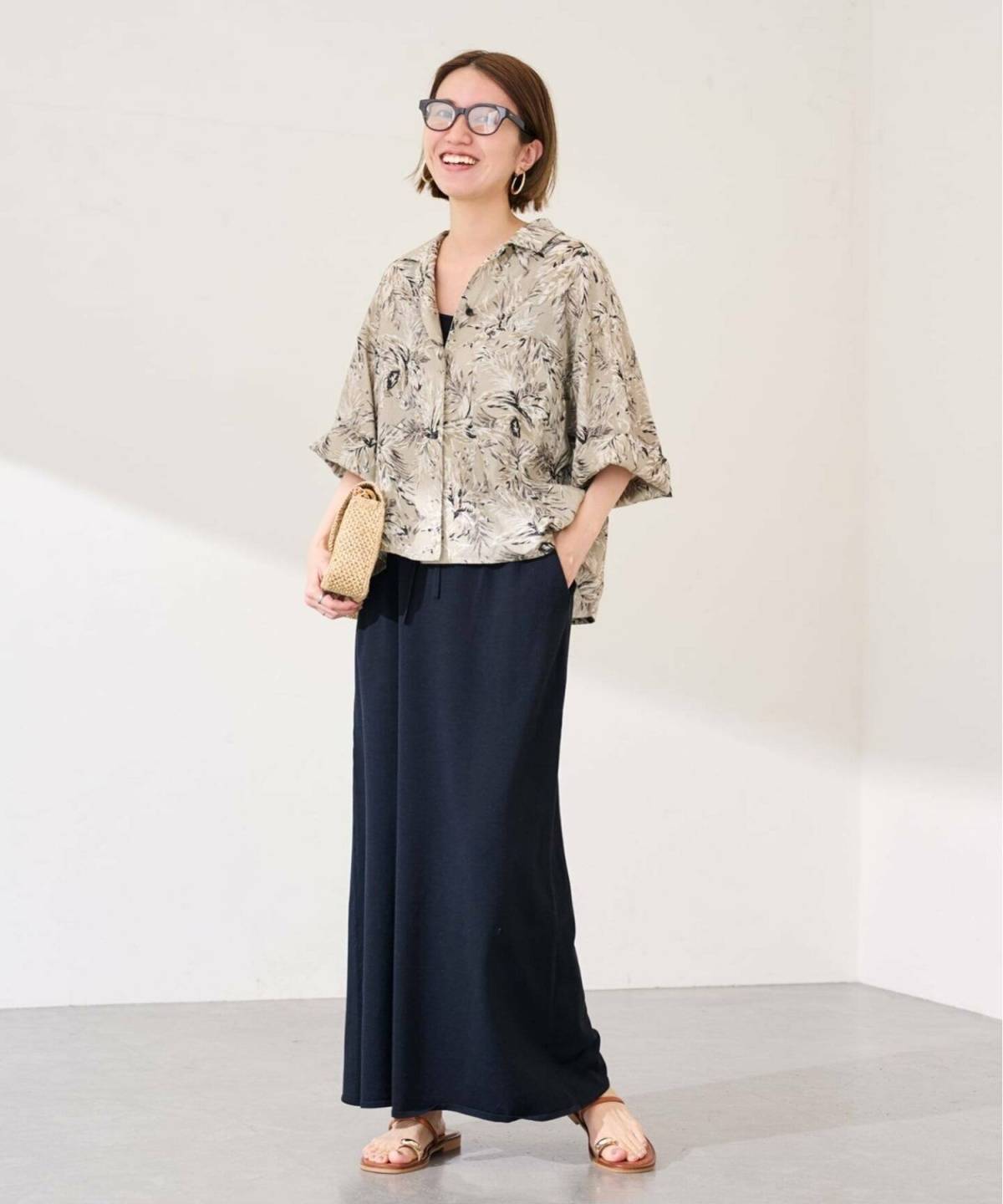 アロハシャツコーデ レディース タイトロングスカート