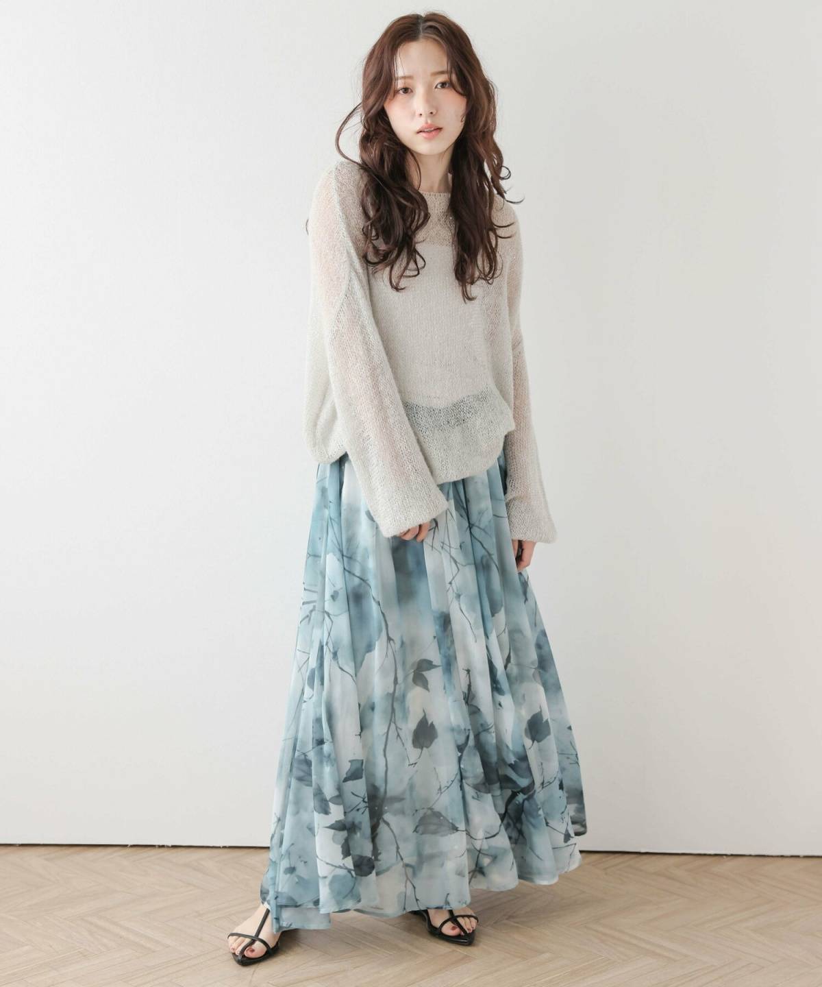 7月の東京コーデ シフォンスカート シアートップス