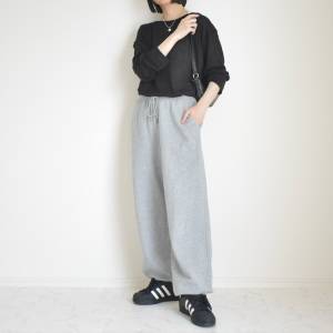 【2026年4月】センスいい人は、こう合わせる……！春のスニーカーコーデ5選