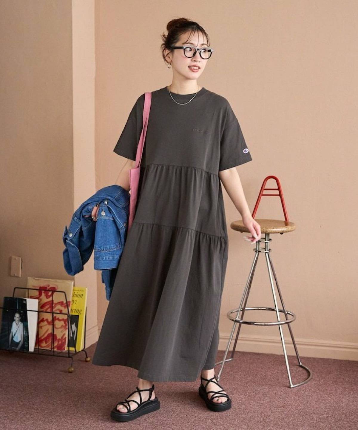 9月の北海道の服装 レディースコーデ ティアードワンピ