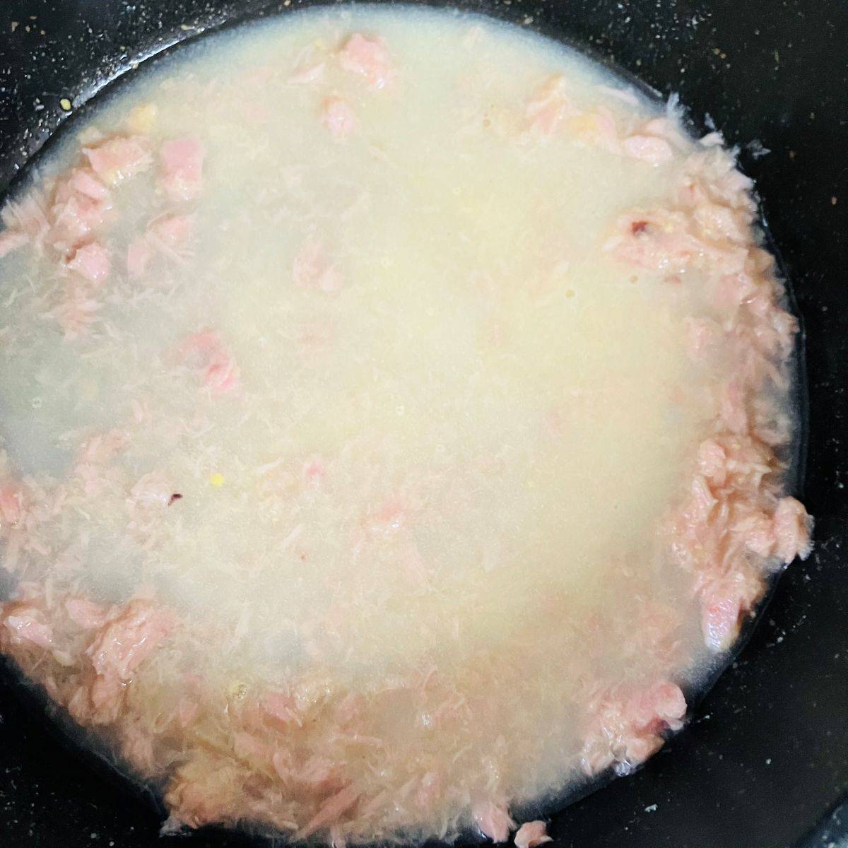 JAグループ公式の「コーンスープの素で♪かぼちゃとサラミのパスタ」のレシピ