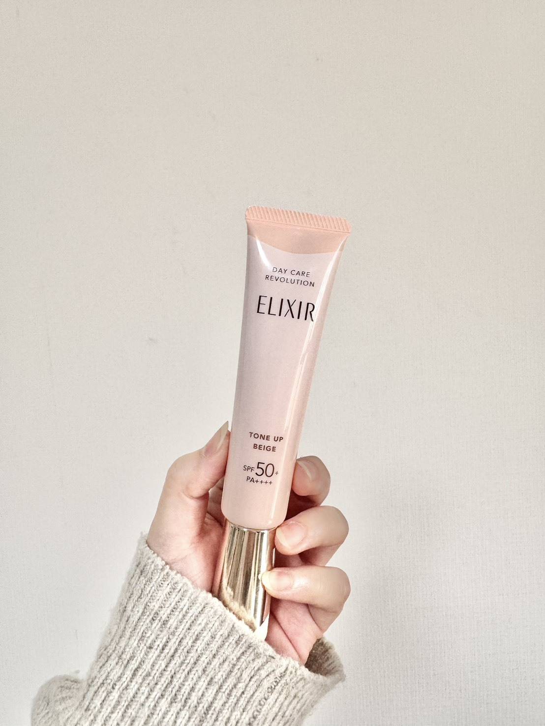 エリクシール デーケアレボリューション トーンアップ BE + ca＜ピュアベージュ＞