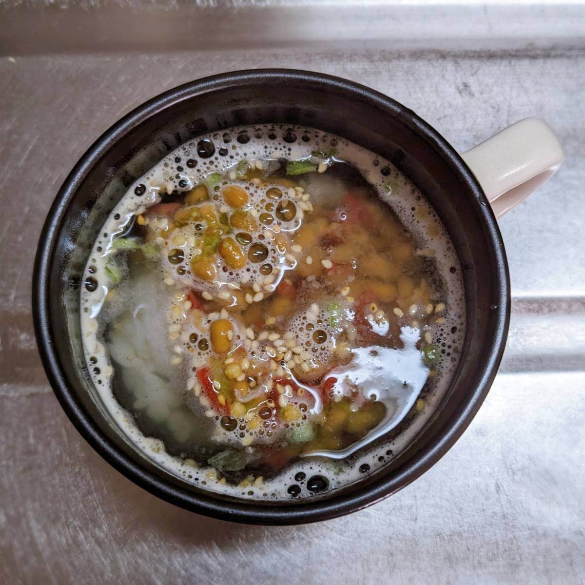 タカノフーズ公式の「なっとう茶漬け」のレシピ