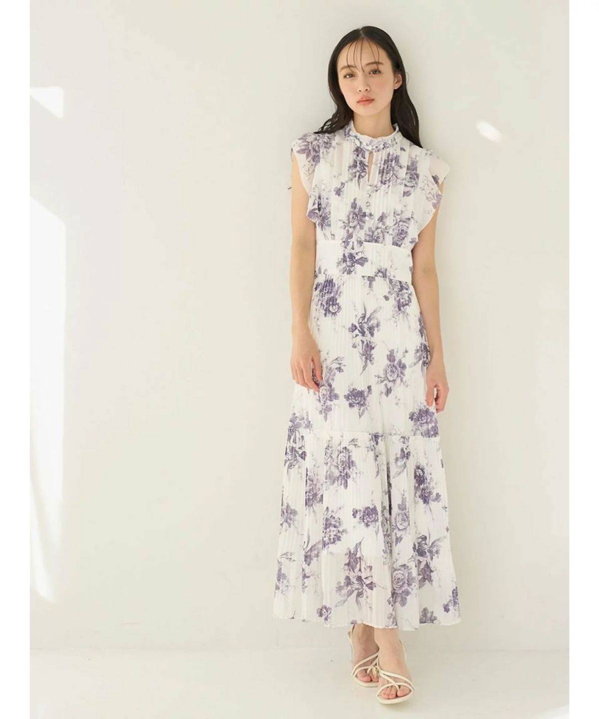 SNIDEL Sustainableプリーツプリントワンピース