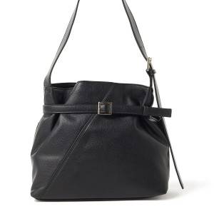 【2026年春】使いやすいって大事。通勤にもお出かけにもちょうどいいバッグ3選