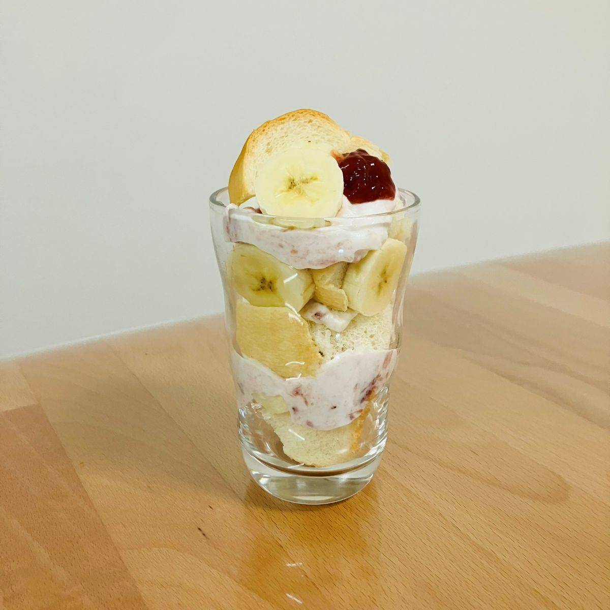 ヤマザキ公式の「ダブルソフトのヨーグルトトライフル」のレシピ