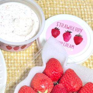 【カルディ】ピクニックに！人気のいちごホイップクリームが今年も登場