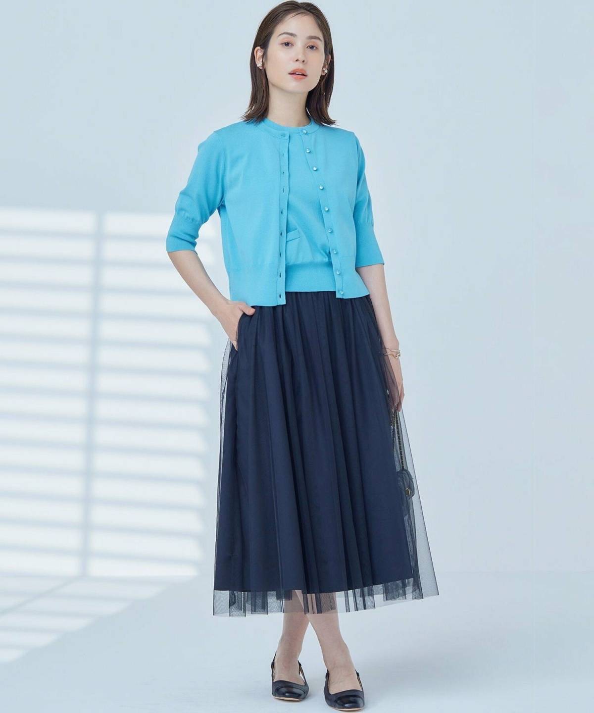 夏の水色カーディガンコーデ アンサンブル スカート