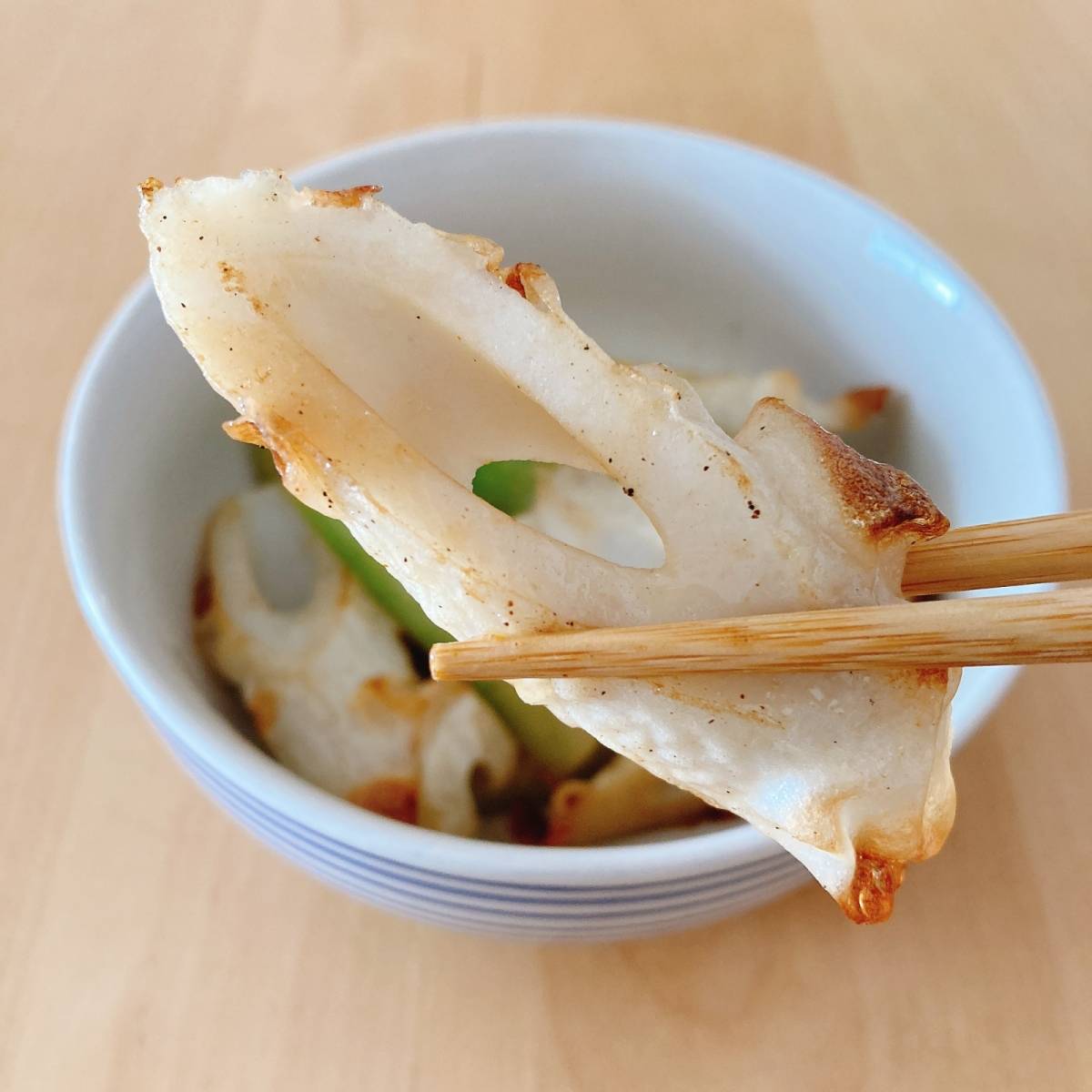 紀文公式の「焼ちくわとアスパラガスのバター炒めのレシピ」のレシピ