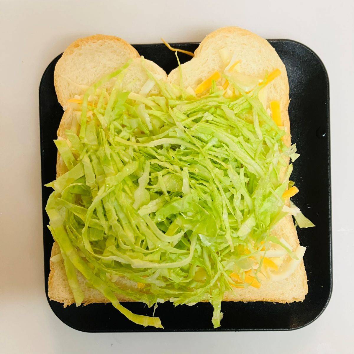 JAグループ公式の「シソとキャベツの焦げマヨ＆とろーりチーズトースト」のレシピ