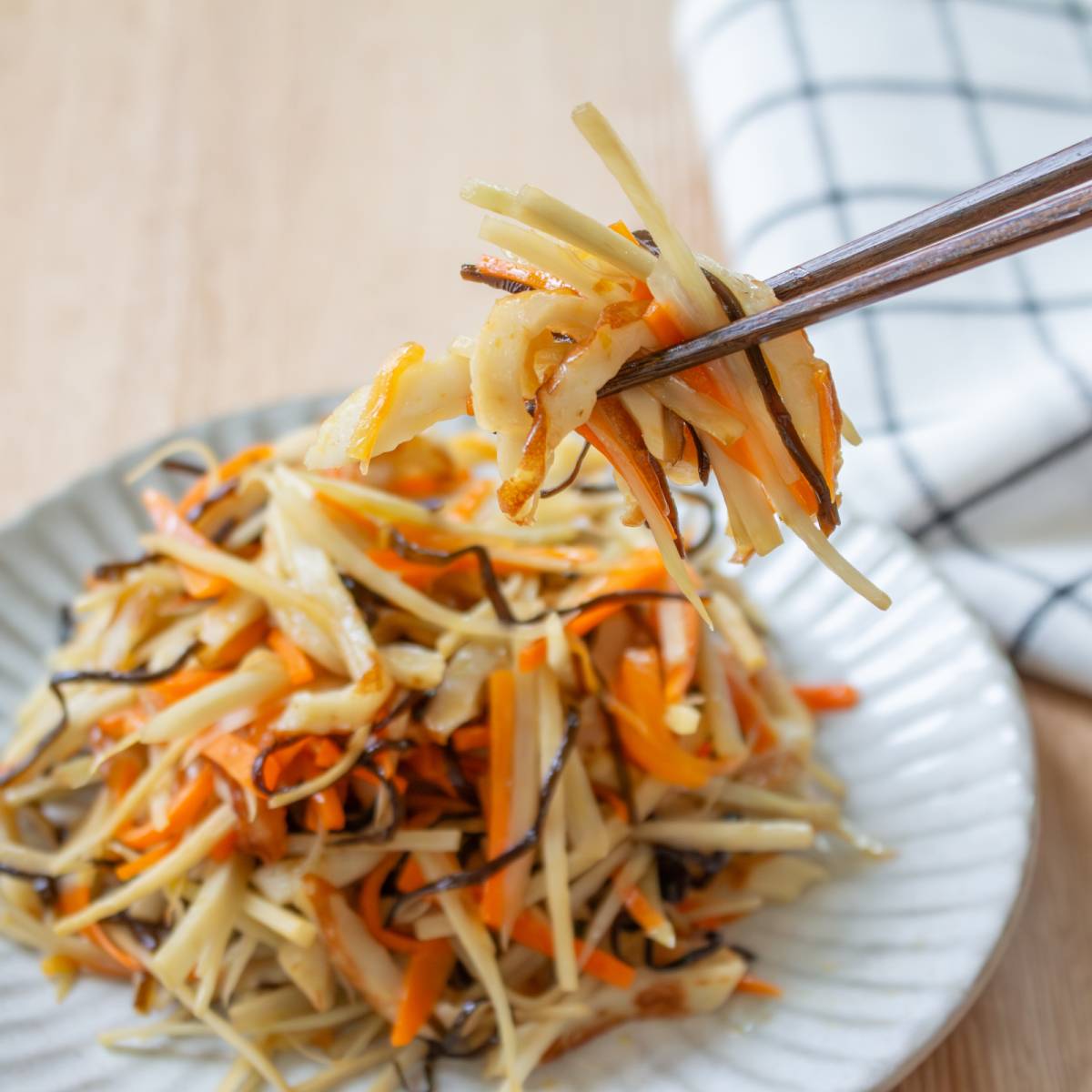 くらこん公式の「塩こんぶきんぴら」のレシピ