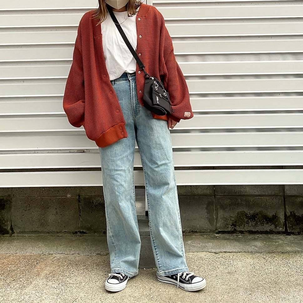 カラーカーディガンをアクセントにする♡