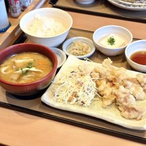 「4/7発売」【やよい軒】から新作定食が発売中！さっそく実食レビューしてみた