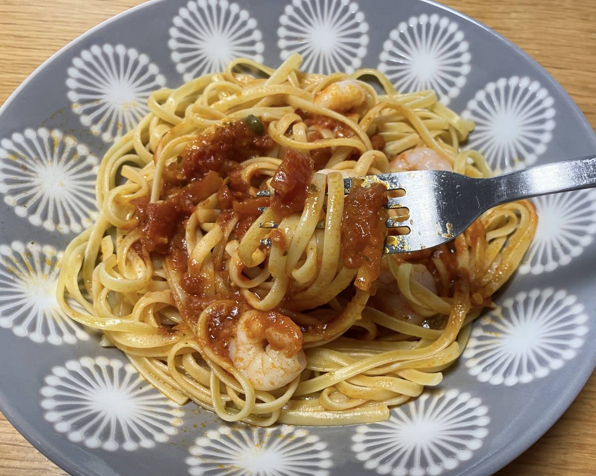 Barillaエビとケッパーのトマトソース