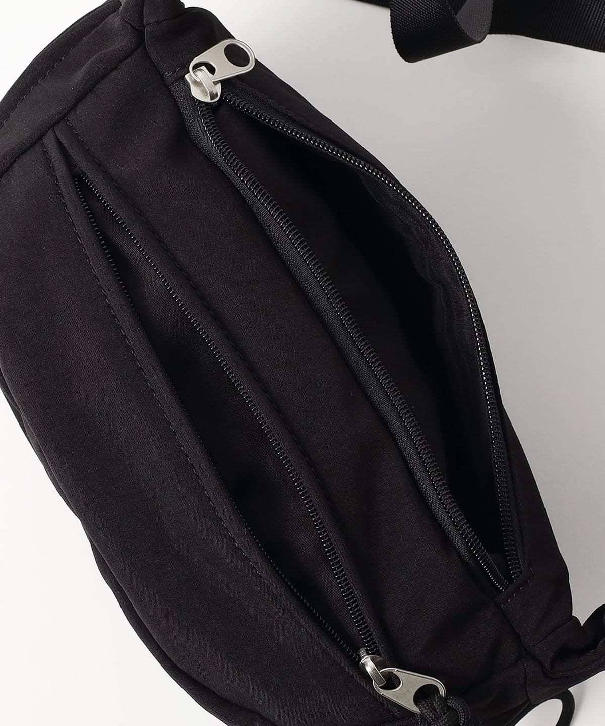 コード紐 ウエストバッグ