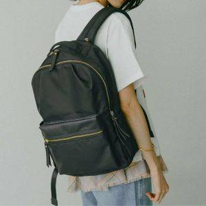 【GLOBAL WORK】通勤にぴったりの撥水リュック3選「雨の日も安心」