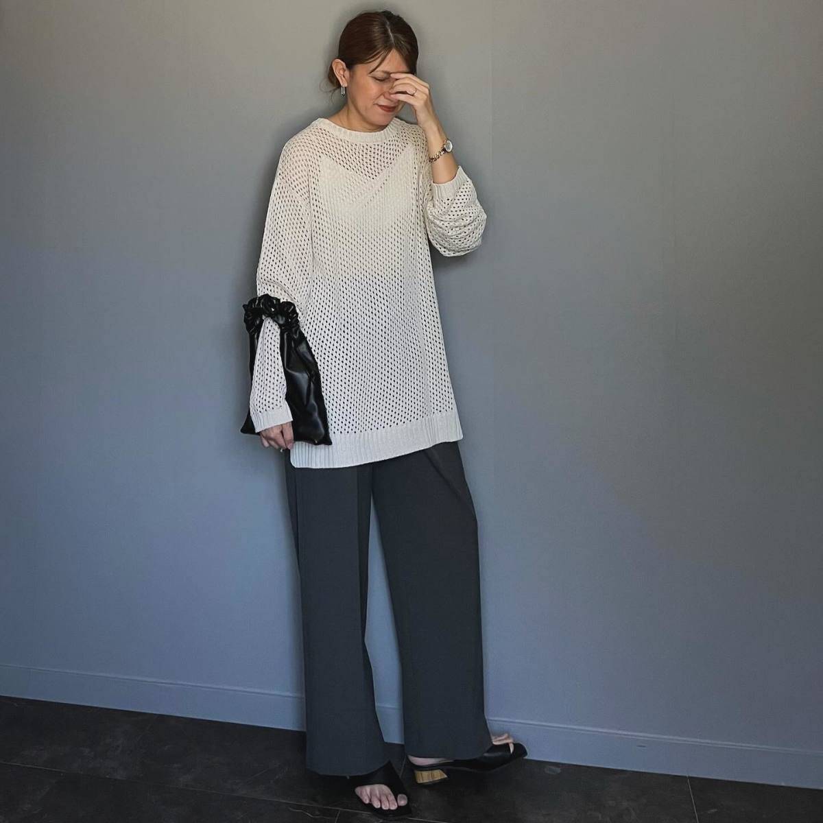 ロング丈のメッシュ編みニットを合わせる！