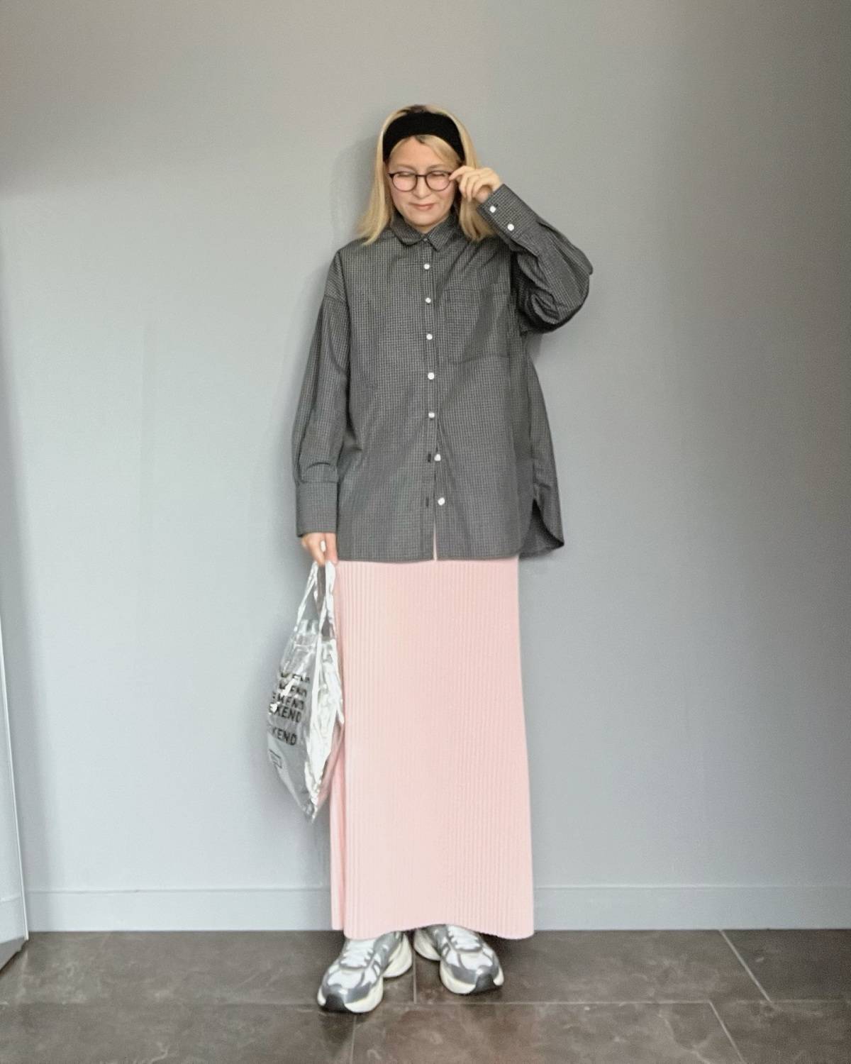 グレー×ピンクの色合わせが◎