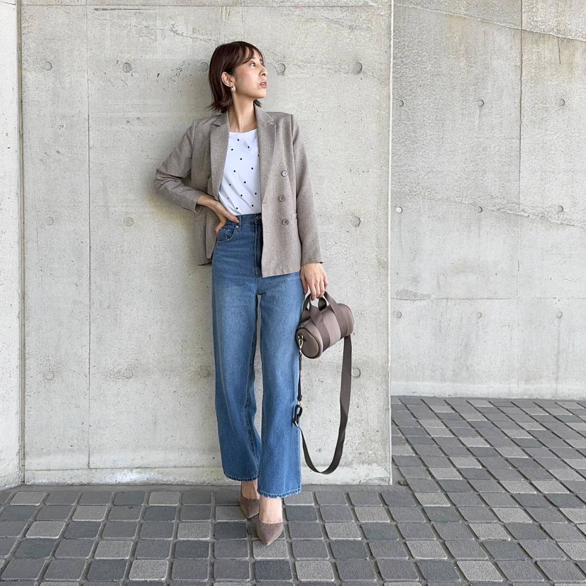 Tシャツ×ジャケットのMIXコーデ