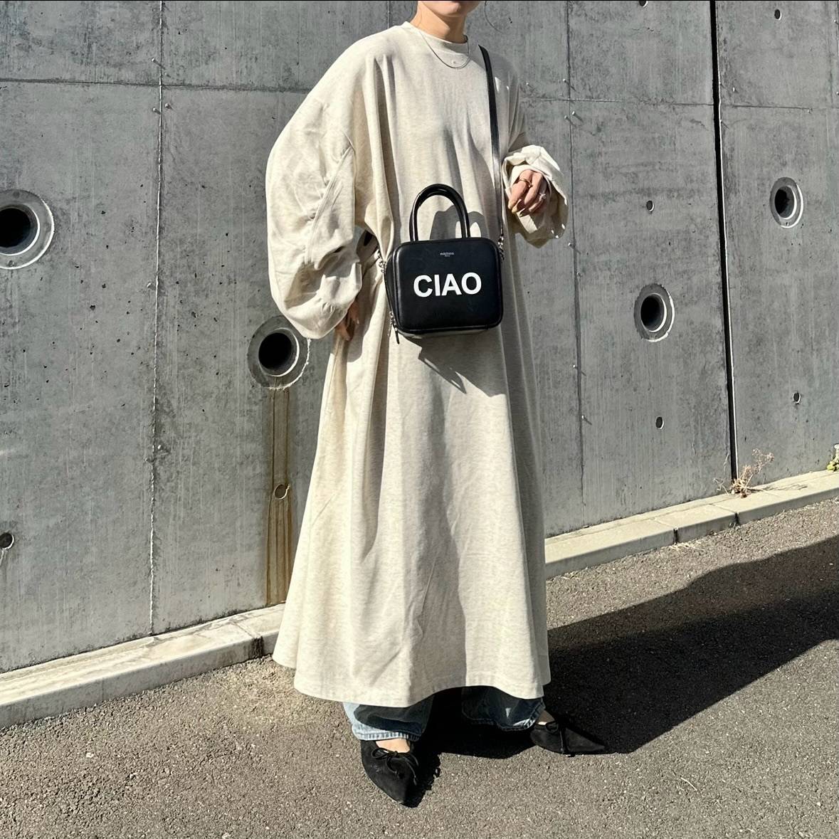 ロングワンピースを重ね着する！