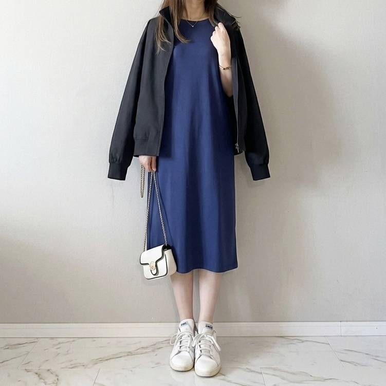 UNIQLOのハリントンジャケットコーデ